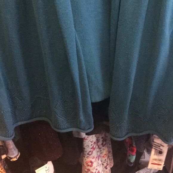 Cardigan - Picture 3 of 4